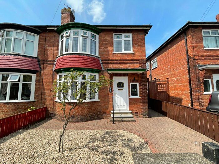 3 Bedroom Property To Rent In Neasham Drive, Darlington, DL1