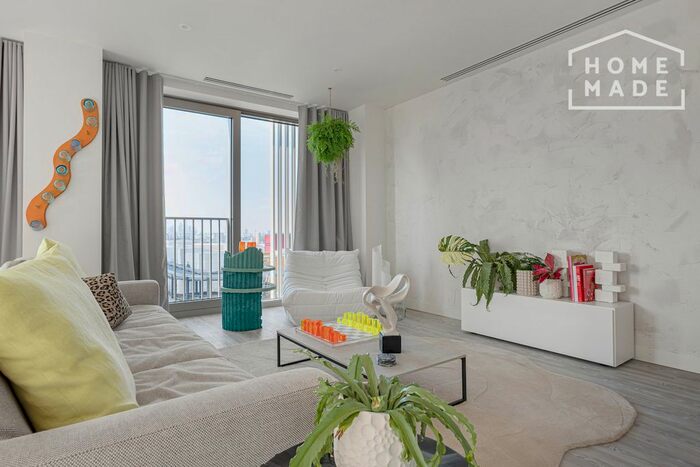 2 Bedroom Flat To Rent In Coppermaker Square, Stratford, E20