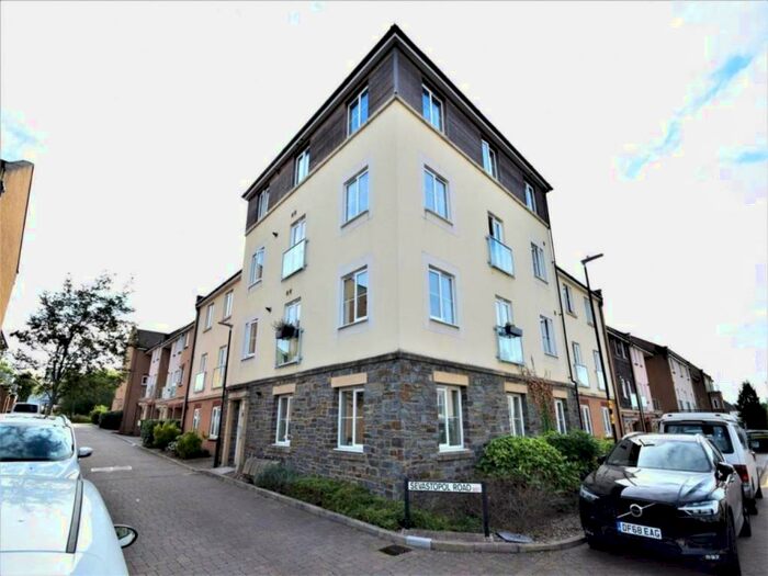 2 Bedroom Flat To Rent In Sevastopol Road, Horfield, Bristol, BS7