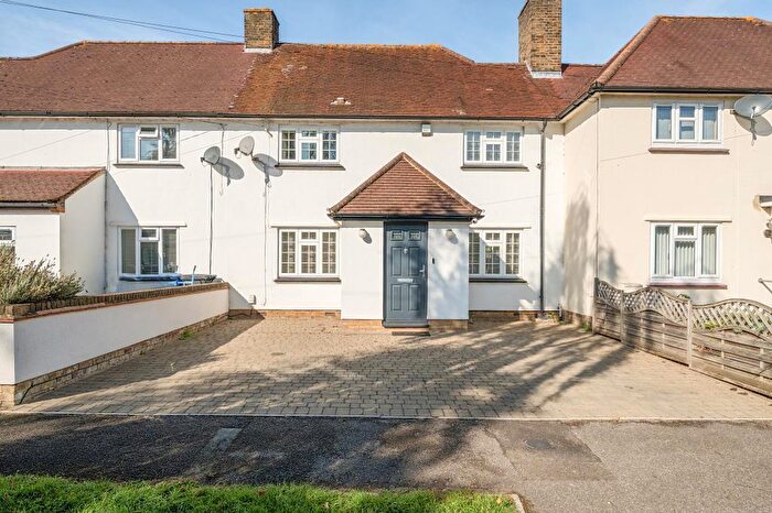 3 Bedroom Detached House To Rent In Windsor, Eton Wick, SL4