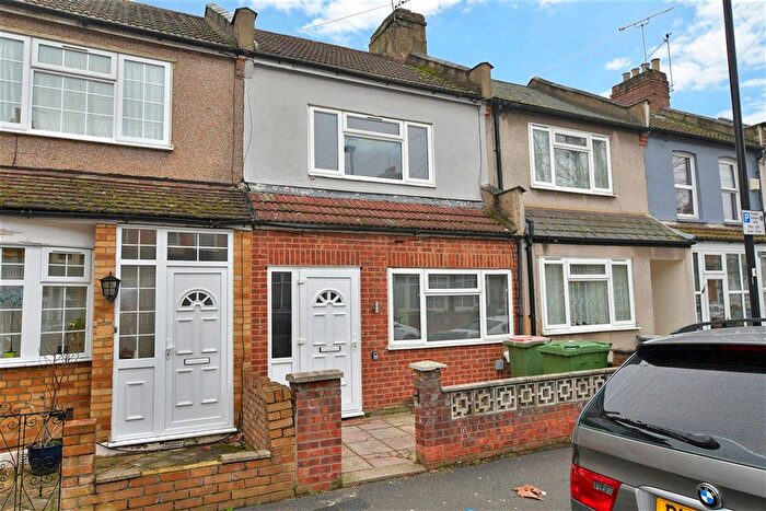 3 Bedroom Terraced House For Sale In Landseer Avenue, Manor Park, London, E12