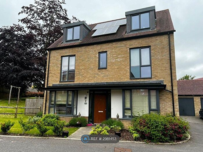 5 Bedroom Detached House To Rent In Chaplin Place, Coulsdon, CR5