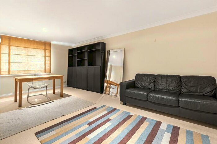1 Bedroom Apartment To Rent In St. John Street, London, EC1V