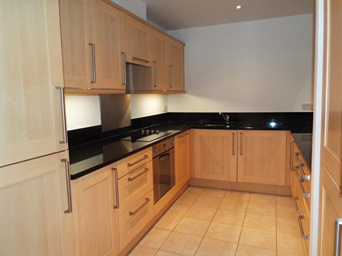 2 Bedroom Apartment To Rent In River Crescent, Nottingham, NG2