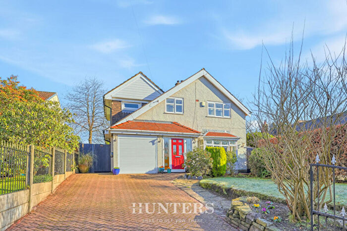 4 Bedroom Detached House For Sale In Stanycliffe Lane, Middleton, Manchester, M24