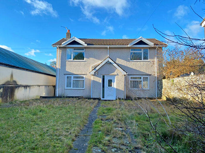4 Bedroom Detached House For Sale In Commercial Street, Ystrad Mynach, Hengoed, CF82