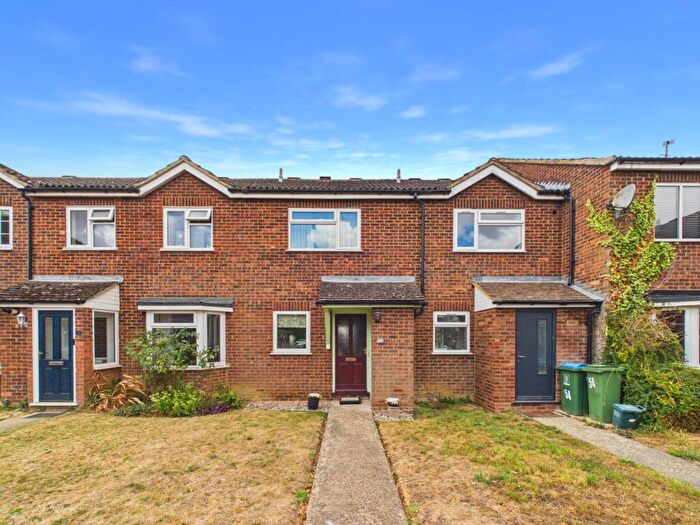 2 Bedroom Semi-Detached House For Sale In Sheerstock, Haddenham, HP17