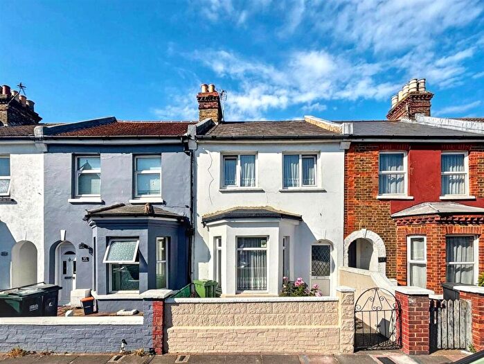 2 Bedroom Terraced House For Sale In Bourne Street, Eastbourne, BN21