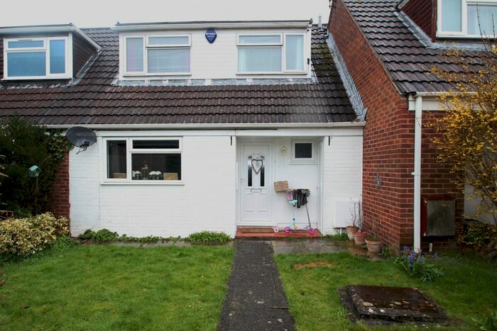 2 Bedroom Property To Rent In Darell Close, Quedgeley, Gloucester, GL2