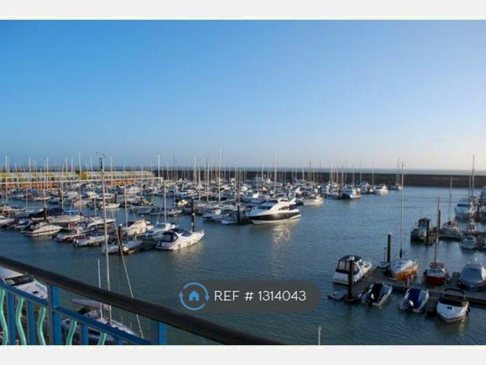 4 Bedroom Flat To Rent In The Strand, Brighton Marina, BN2