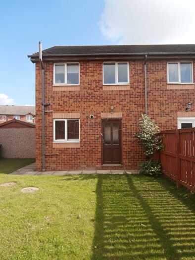 3 Bedroom Semi Detached House To Rent In Wrigley Avenue, Bradford, BD4