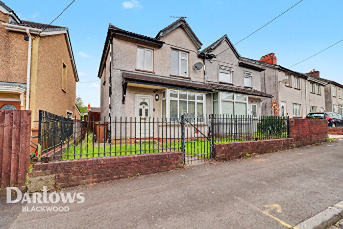 3 Bedroom Semi Detached House For Sale In Cefn Fforest Avenue, Blackwood, NP12