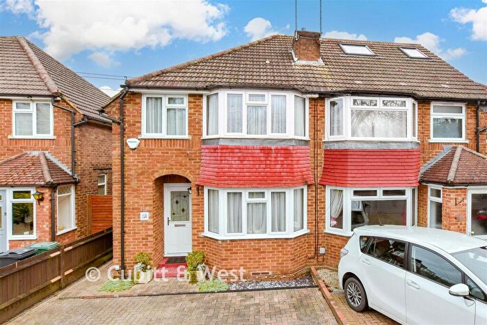 3 Bedroom Semi Detached House For Sale In Brambletye Park Road, Redhill, Surrey, RH1