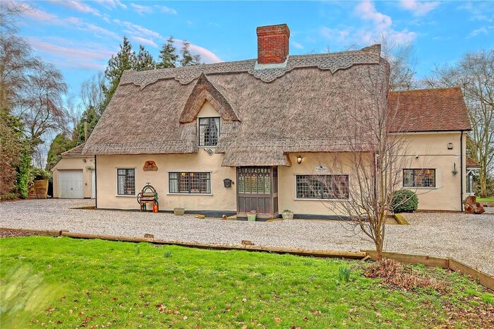 4 Bedroom Detached House For Sale In Chelmsford Road, Felsted, Dunmow, Essex, CM6