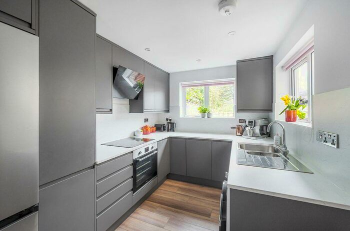 3 Bedroom Terraced House For Sale In Florence Terrace, Minety, SN16