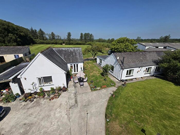 5 Bedroom Bungalow For Sale In Broadwoodwidger, Lifton, PL16
