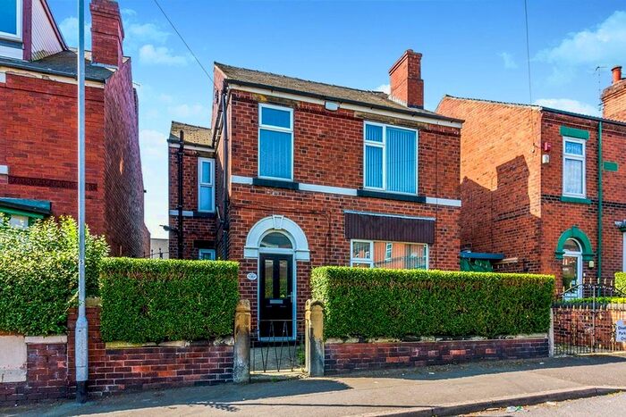 3 Bedroom Detached House To Rent In Deepdale Road, Rotherham, South Yorkshire, S61