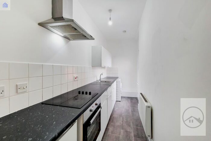 1 Bedroom Flat To Rent In High Street, Sutton, SM1