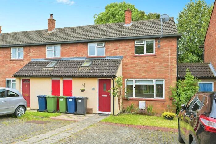 2 Bedroom End Of Terrace House For Sale In Somerset Road, Wyton, Huntingdon, PE28