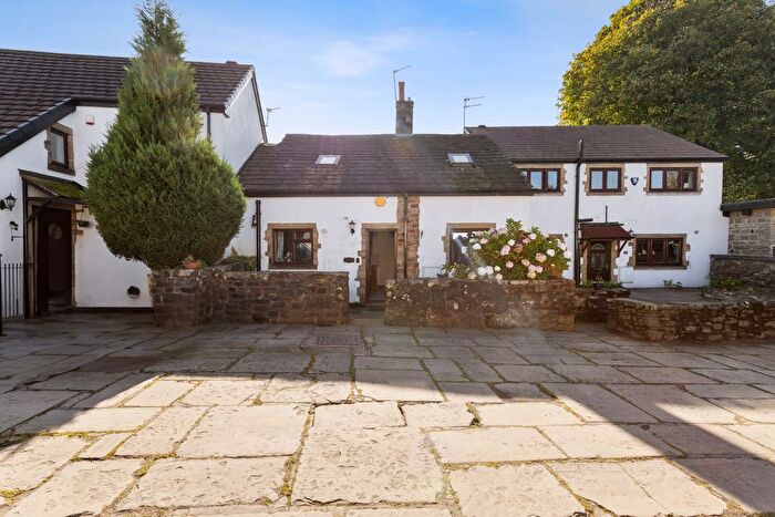 3 Bedroom Mews For Sale In Old Eagley Mews, Bolton, Lancashire, BL1