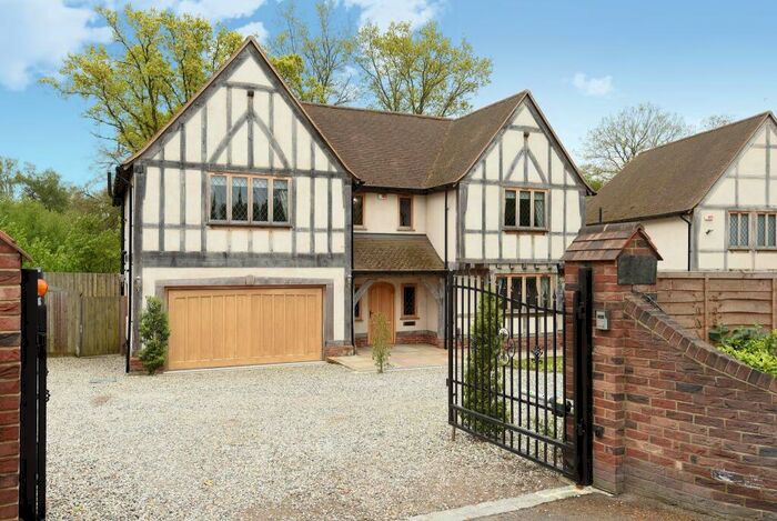 5 Bedroom Detached House For Sale In Trumps Green Road, Virginia Water, GU25
