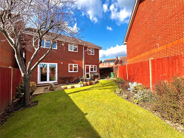 4 Bedroom Detached House For Sale In Springvale Avenue, Bournemouth, BH7