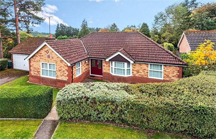 3 Bedroom Bungalow For Sale In Masons Way, Codmore Hill, Pulborough, West Sussex, RH20