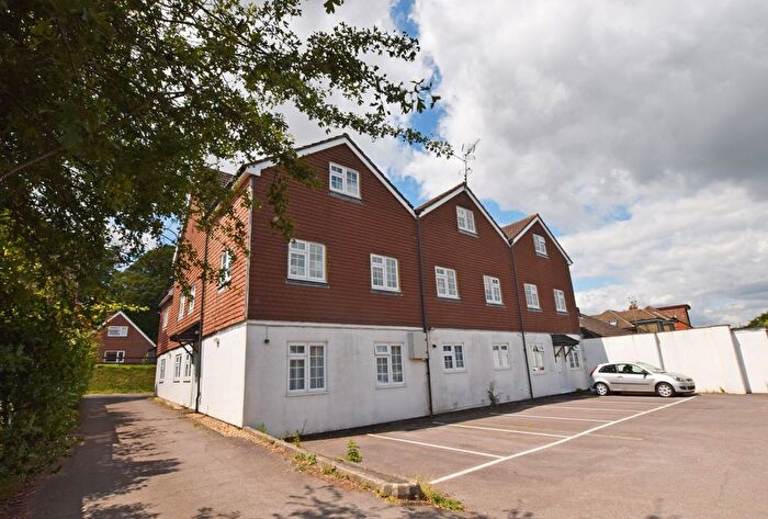 1 Bedroom Flat To Rent In The Kilns, Wilsom Road, Alton, Hampshire, GU34