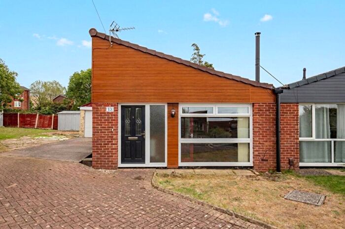 2 Bedroom Bungalow For Sale In Kelston Gardens, Bristol, BS10