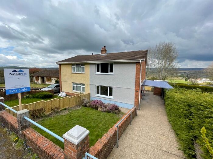 Houses for sale & to rent in Ammanford, Abertawe Swansea