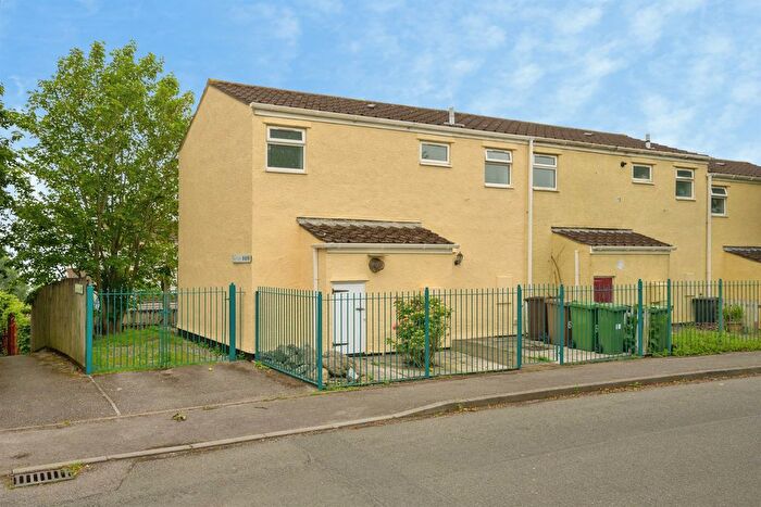 2 Bedroom End Terrace House For Sale In Kelly Close, Plymouth, PL5