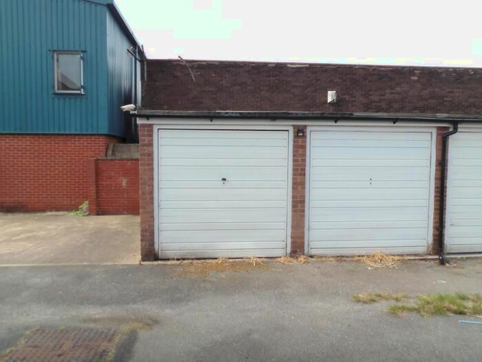 Parking/garage To Rent In Single Garage, Nowell Lane, Leeds, LS9