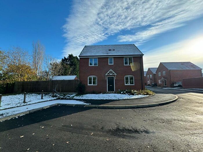 3 Bedroom Detached House To Rent In Rackfields Drive, Kidderminster, DY10