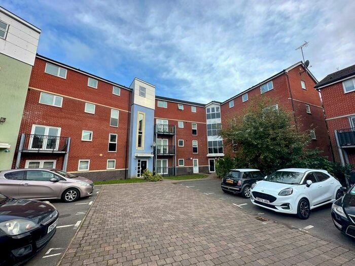 2 Bedroom Flat To Rent In Kinsey Road, Smethwick, B66