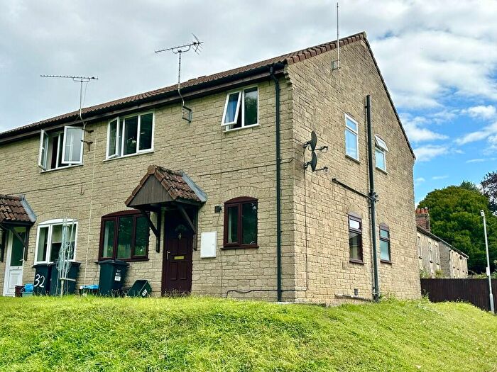 2 Bedroom Flat To Rent In Cavalier Way, Wincanton, Somerset, BA9