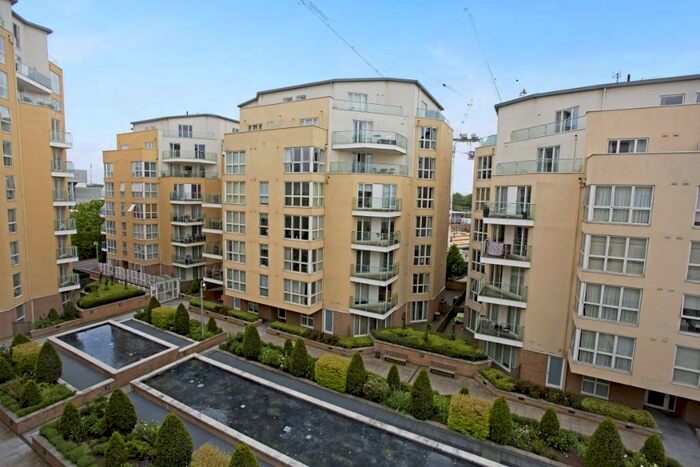 2 Bedroom Flat To Rent In Canada Water, London, SE16