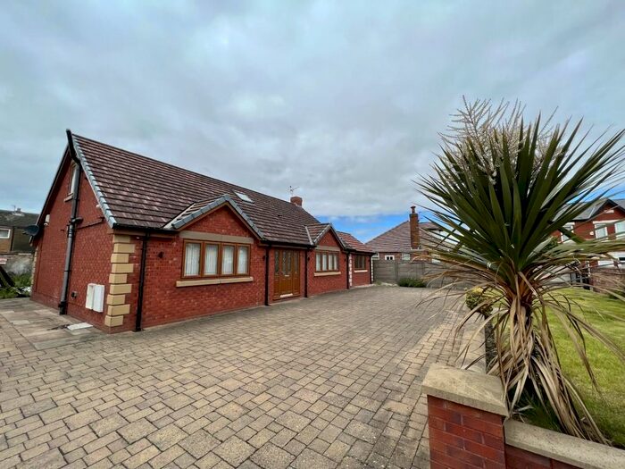 5 Bedroom Detached House To Rent In Tarleton Road, Southport, PR9