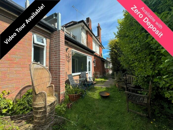 2 Bedroom Flat To Rent In Queens Park Gardens, Bournemouth, BH8