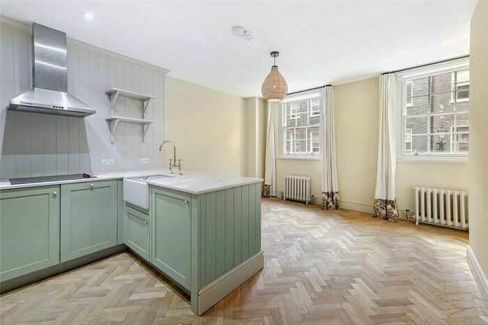 1 Bedroom Flat To Rent In South Molton Street, London, W1K