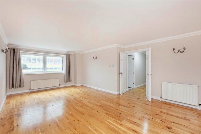 2 Bedroom Flat To Rent In Viscount Point, The Broadway, Wimbledon, SW19