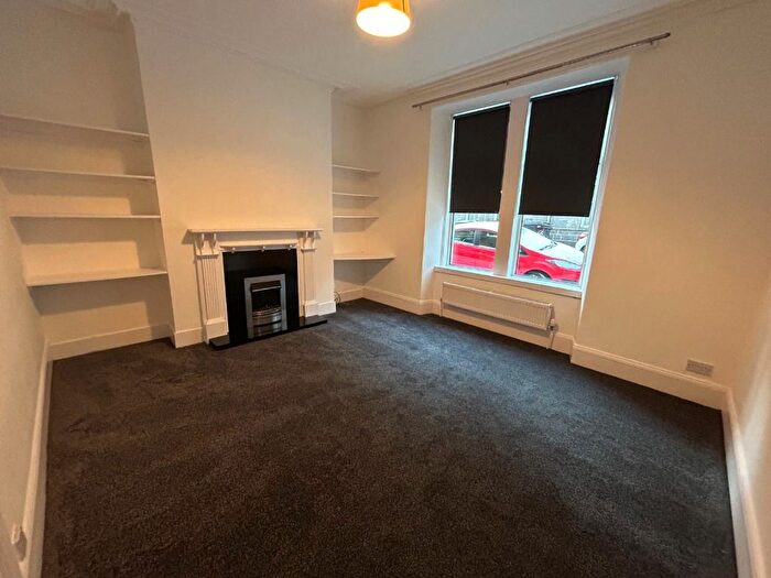 1 Bedroom Flat To Rent In Wallfield Crescent, Rosemount, Aberdeen, AB25