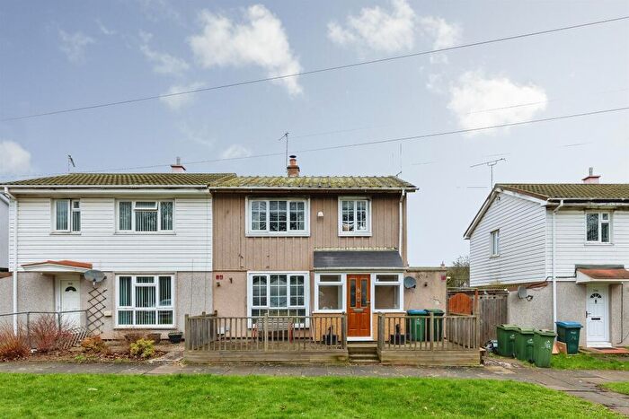 3 Bedroom Semi Detached House For Sale In Charter Avenue, Coventry, CV4