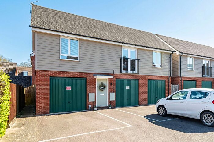 2 Bedroom Semi Detached House For Sale In Crossbill Close, Costessey, NR8