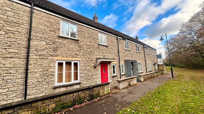 3 Bedroom Terraced House To Rent In Caradon Walk, Swindon, SN25