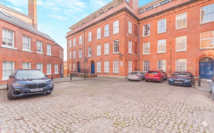 2 Bedroom Apartment For Sale In Commerce Square, Nottingham, Nottinghamshire, NG1