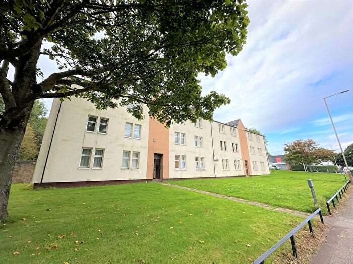 2 Bedroom Flat To Rent In Byron Street, Dundee, DD3