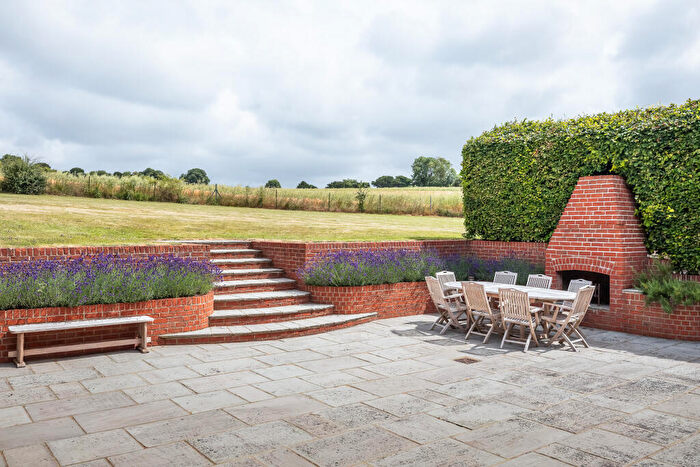 4 Bedroom Detached House For Sale In Baybridge Street, Winchester, SO21