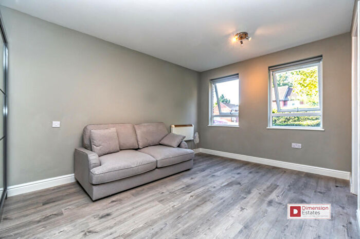 Studio To Rent In Harper Road, Beckton, London, E6