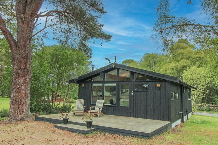 2 Bedroom Mobile/park Home For Sale In Heatherwood Park, Dornoch, IV25