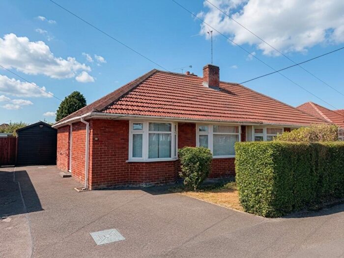 2 Bedroom Semi-Detached Bungalow For Sale In St. Michaels Road, Totton, SO40